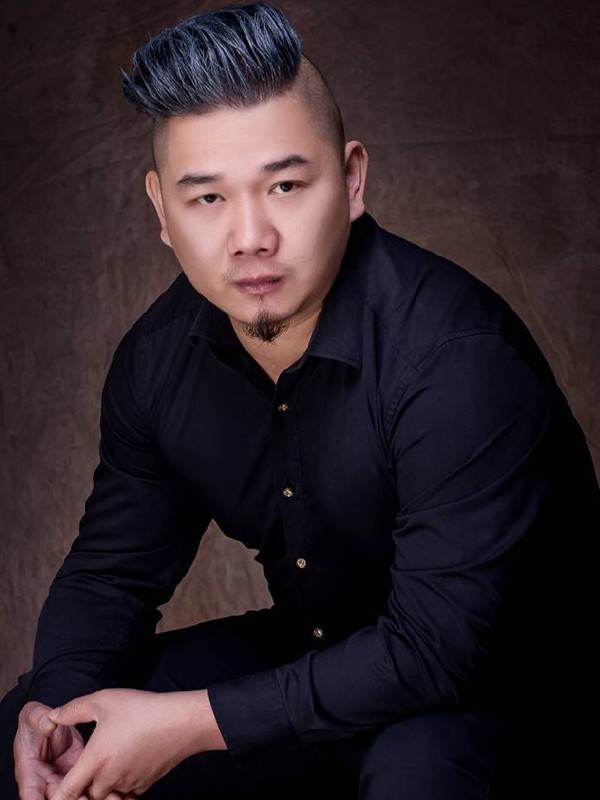 設(shè)計(jì)總監(jiān)